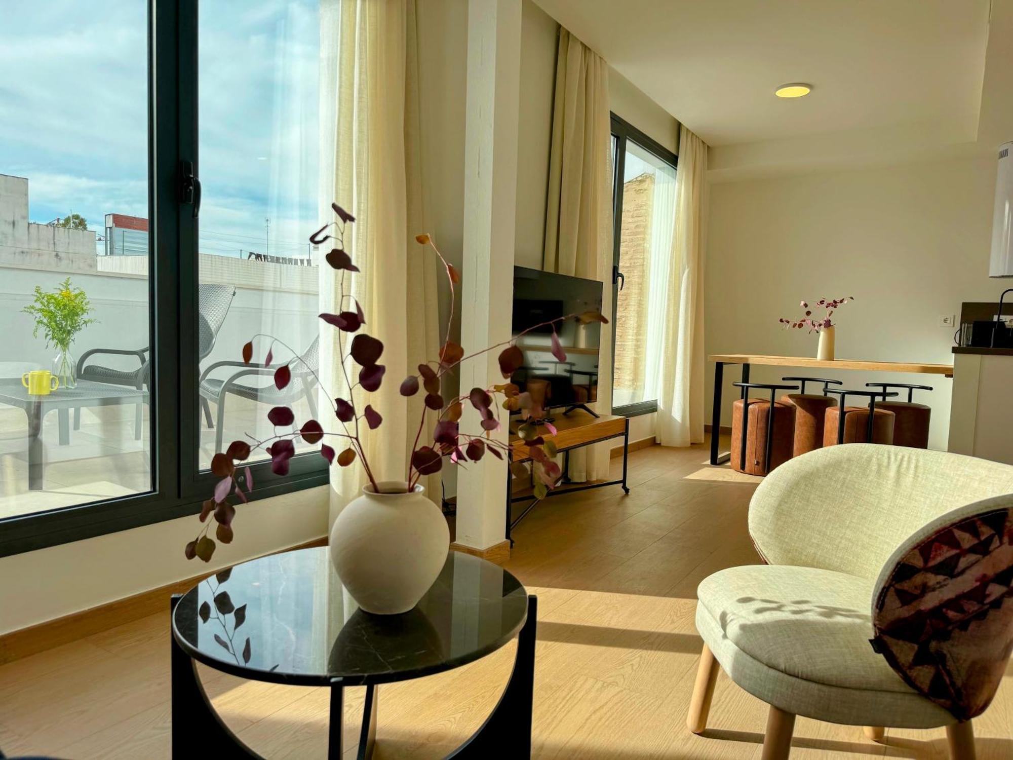 Redes Royale Apartments By Misterhost Sevilla Bagian luar foto