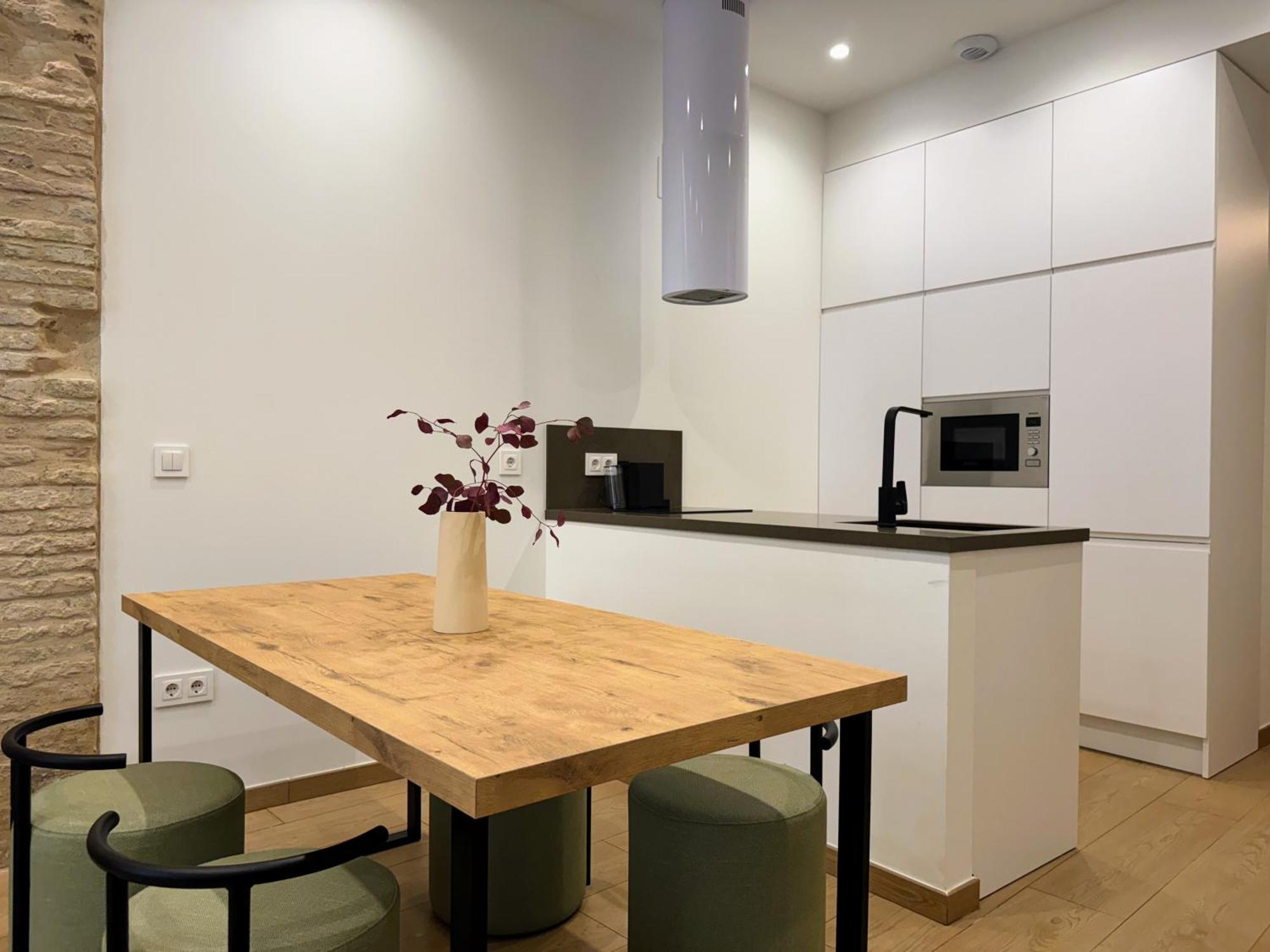 Redes Royale Apartments By Misterhost Sevilla Bagian luar foto