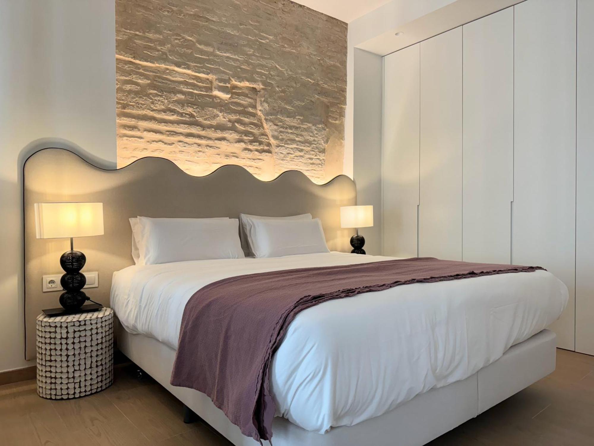 Redes Royale Apartments By Misterhost Sevilla Bagian luar foto