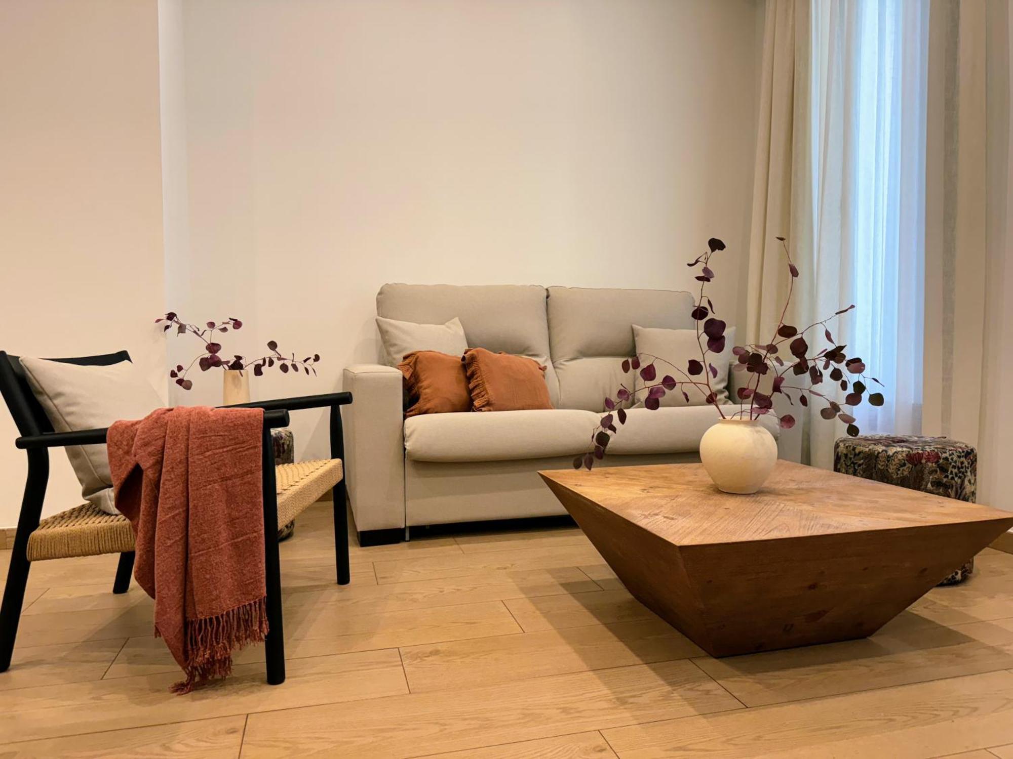Redes Royale Apartments By Misterhost Sevilla Bagian luar foto