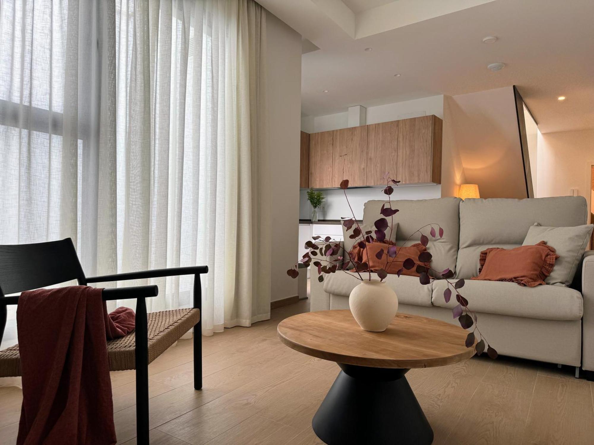 Redes Royale Apartments By Misterhost Sevilla Bagian luar foto