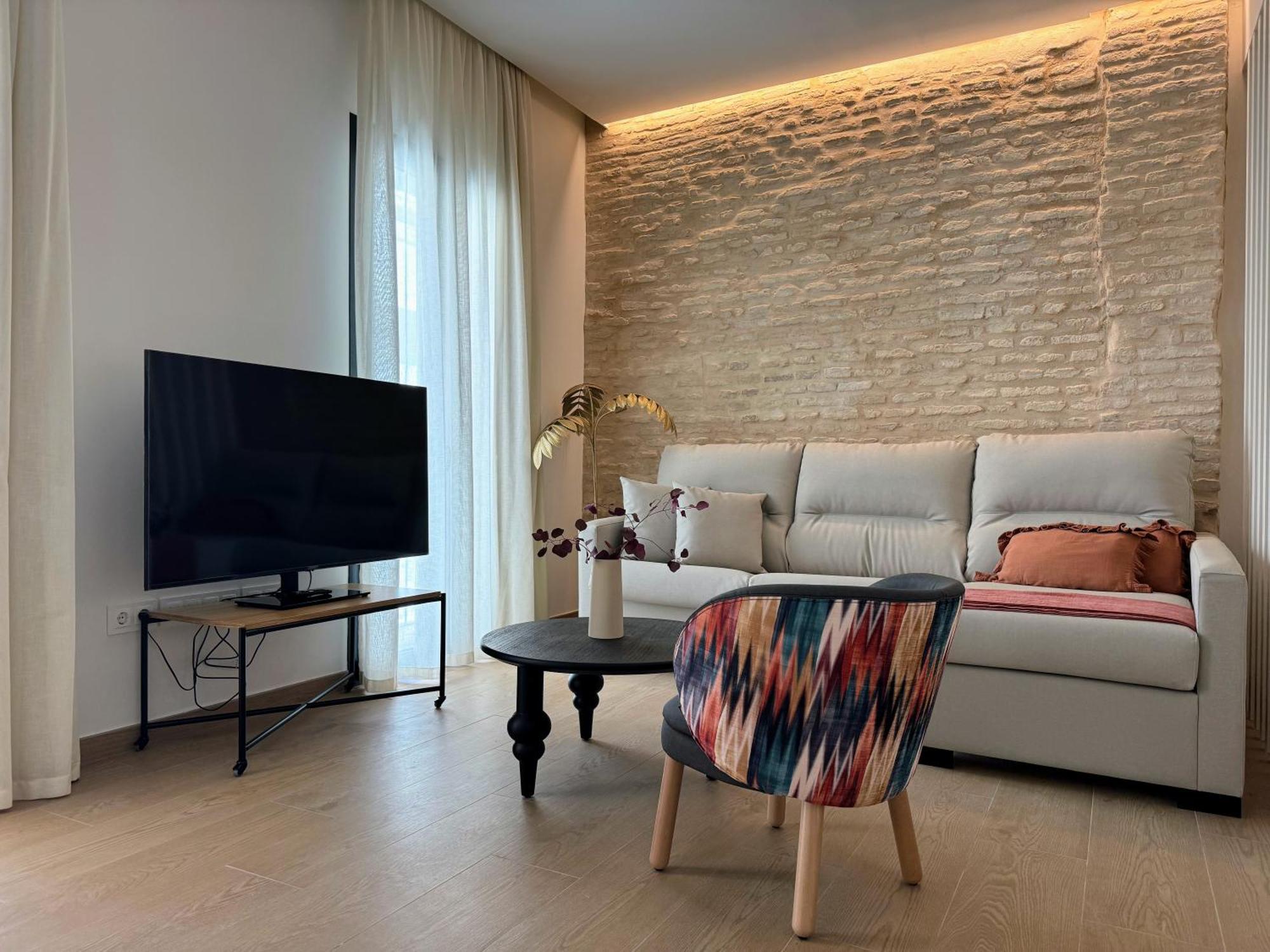 Redes Royale Apartments By Misterhost Sevilla Bagian luar foto